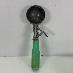 Vintage Ice Cream Scoop Green Wood Handle Metal Mechanical Thumb Lever Release